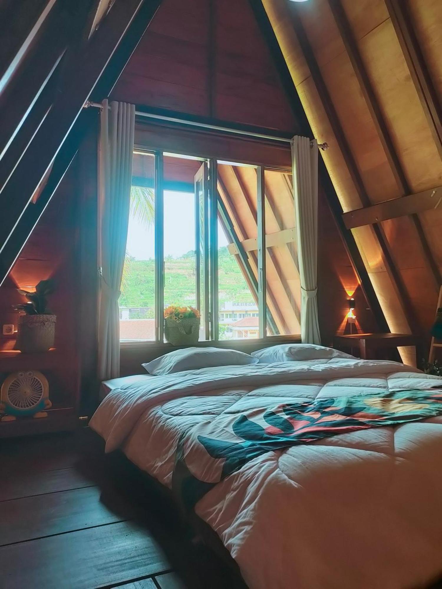 Alaya Villa บันดูงัน ภายนอก รูปภาพ